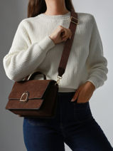 Sac Bandoulire Altesse Suede Etrier Marron altesse suede EASU048M-vue-porte